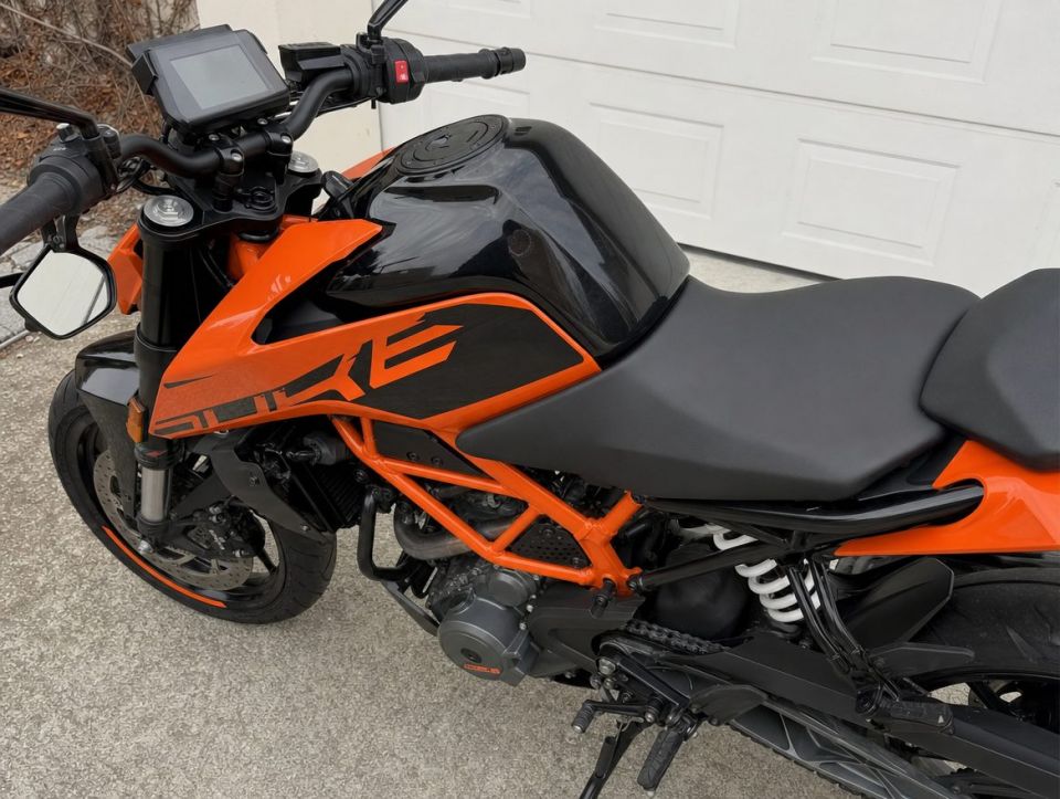 KTM 390 Duke – Foto 6