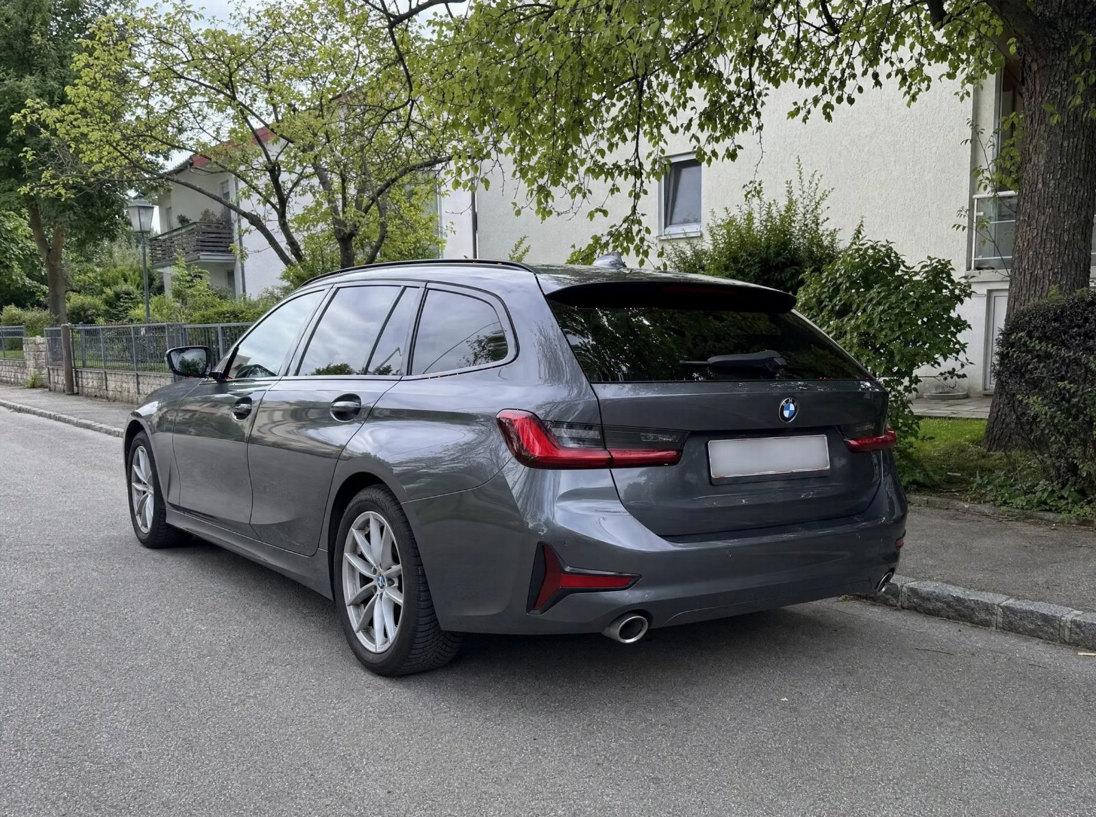 BMW 320d Touring – Foto 2
