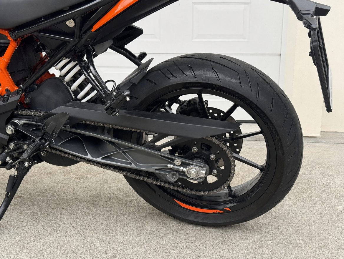 KTM 390 Duke – Foto 7
